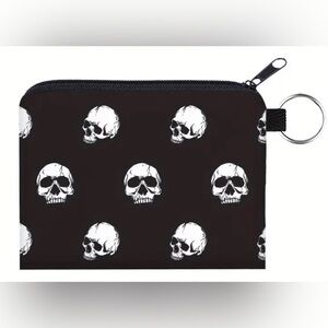 ⭐️ Skull Print Black Pouch New